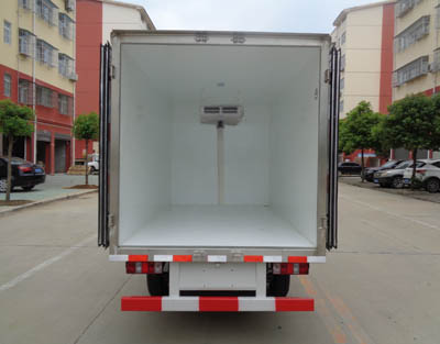 程力威牌CLW5020XLCS6型冷藏車(chē)